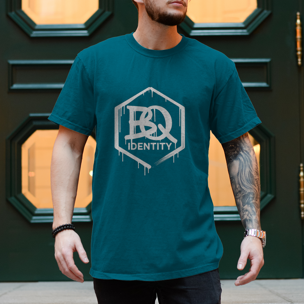 Q Identity Herren T-Shirt – Premium Streetwear | Urban Style für starke Persönlichkeiten
