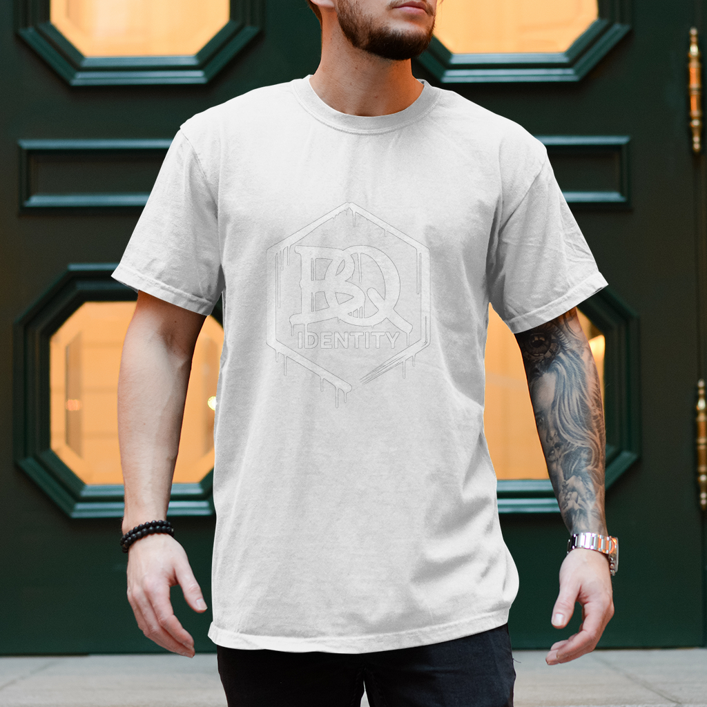 Q Identity Herren T-Shirt – Premium Streetwear | Urban Style für starke Persönlichkeiten